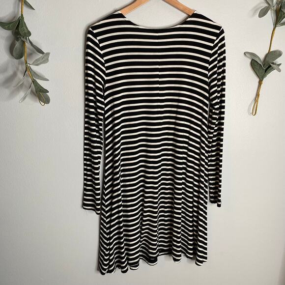 Old Navy Striped Long Sleeve Dress LAST CALL - Picture 4 of 4